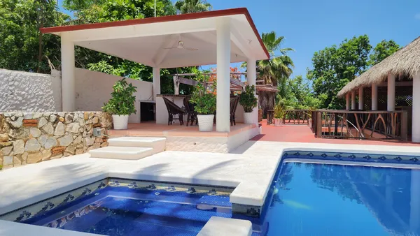 La Casa Bonita PXM thumbnail